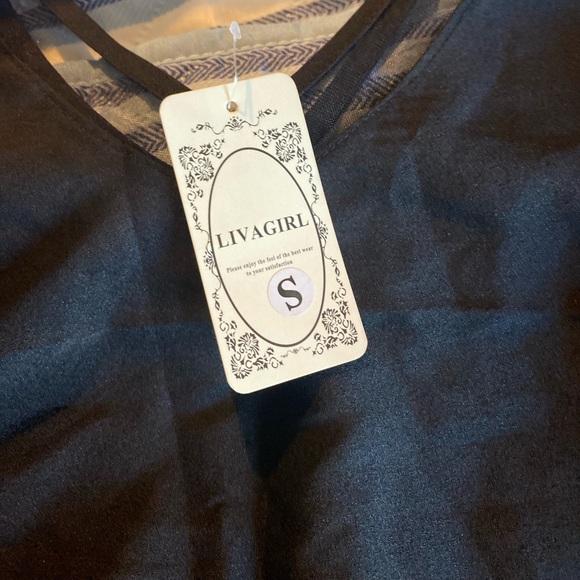 New Chiffon Tank Top - Picture 5 of 6